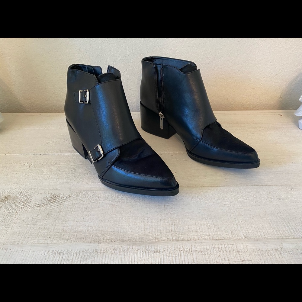 Circus by Sam Edelson Black Leather Booties